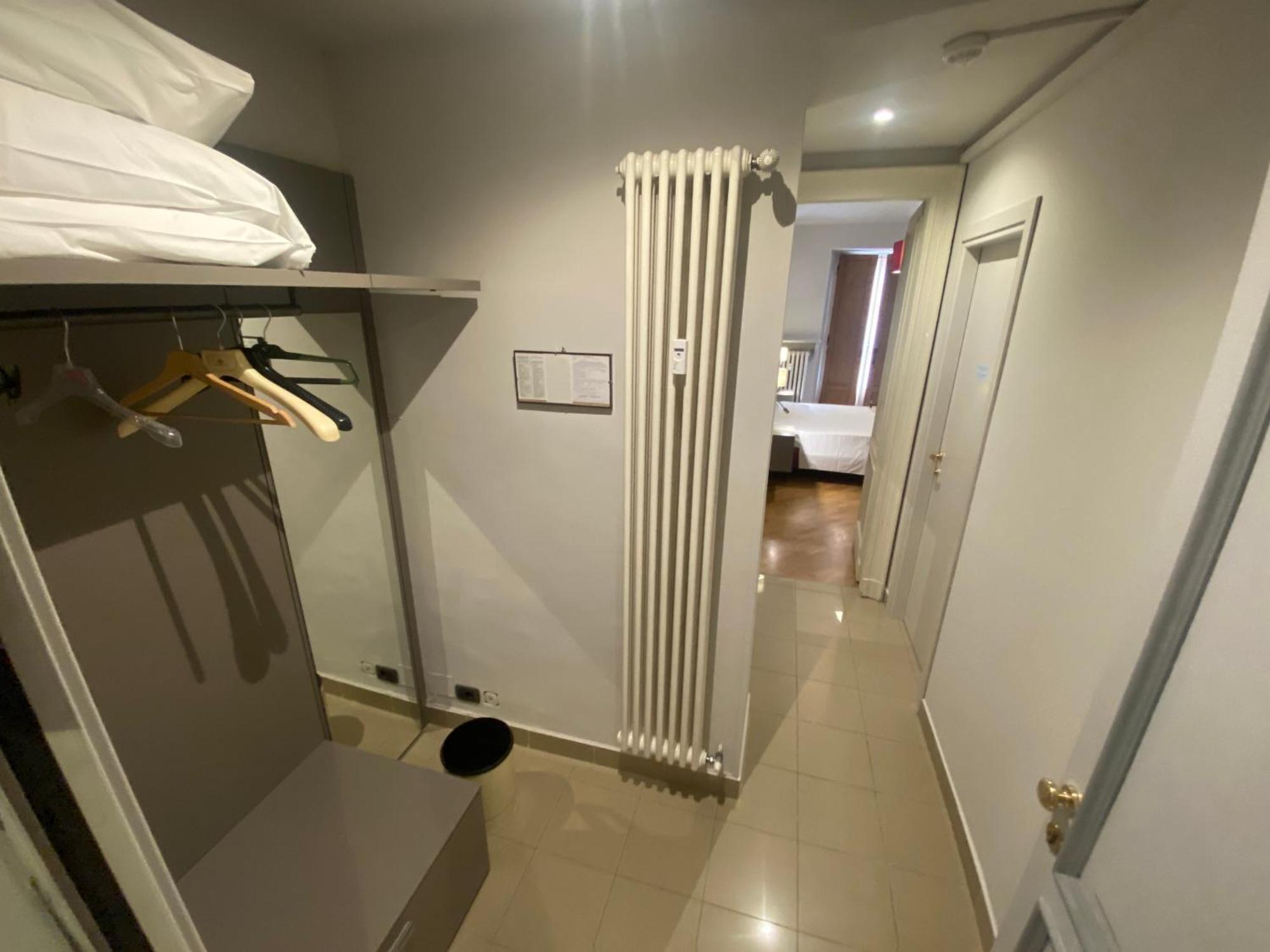 Artua'&solferino 3* Turin