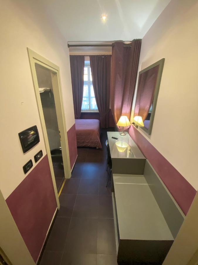 Artua'&solferino 3* Turim