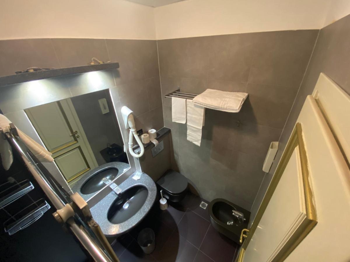 Artua'&solferino Hotel Turin