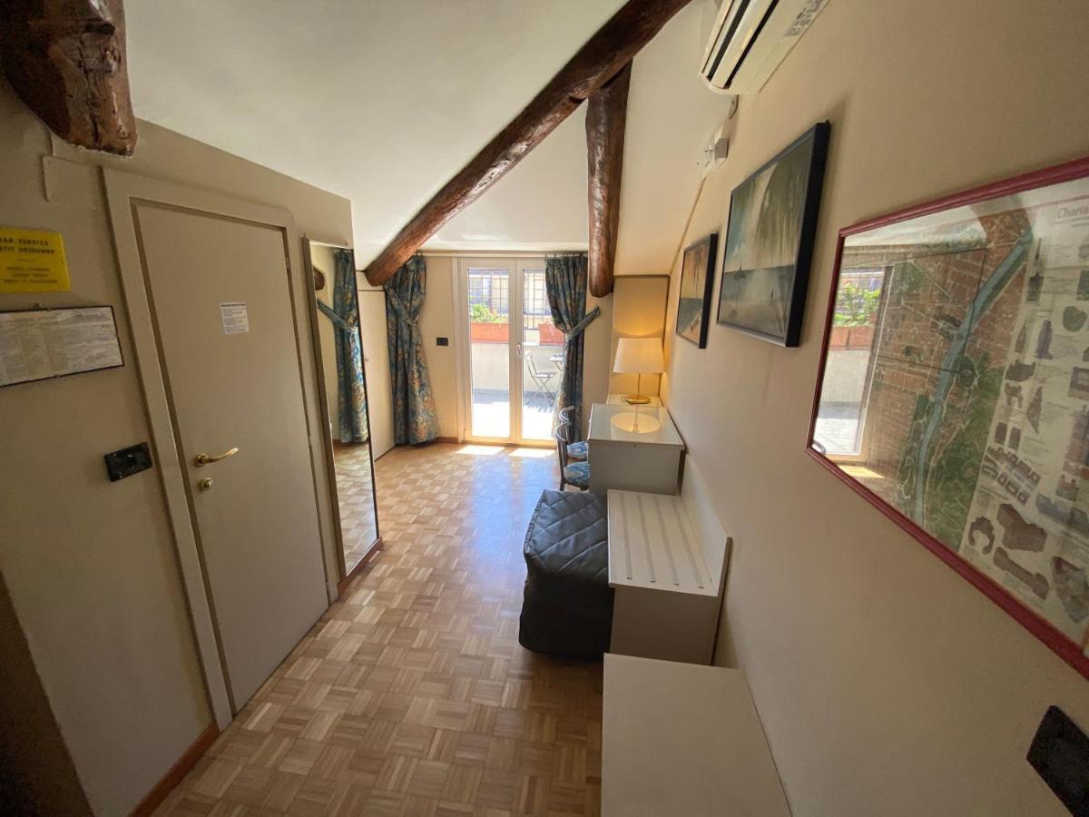 Artua'&solferino Hotel